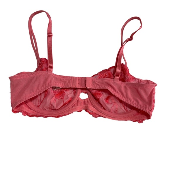 Victoria’s Secrete Pink Lace Underwired Unlined Bra Size 34C - Picture 2 of 8